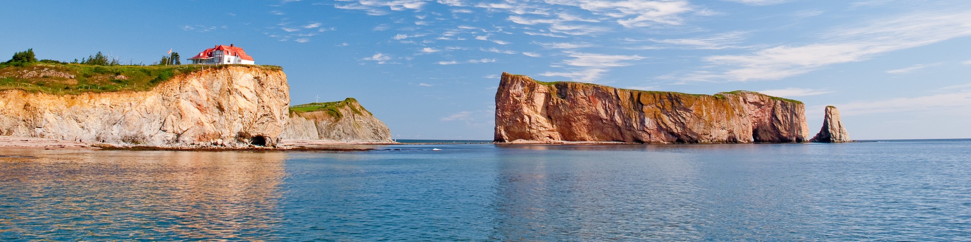 Paysage, ciel bleu, rocher Percé