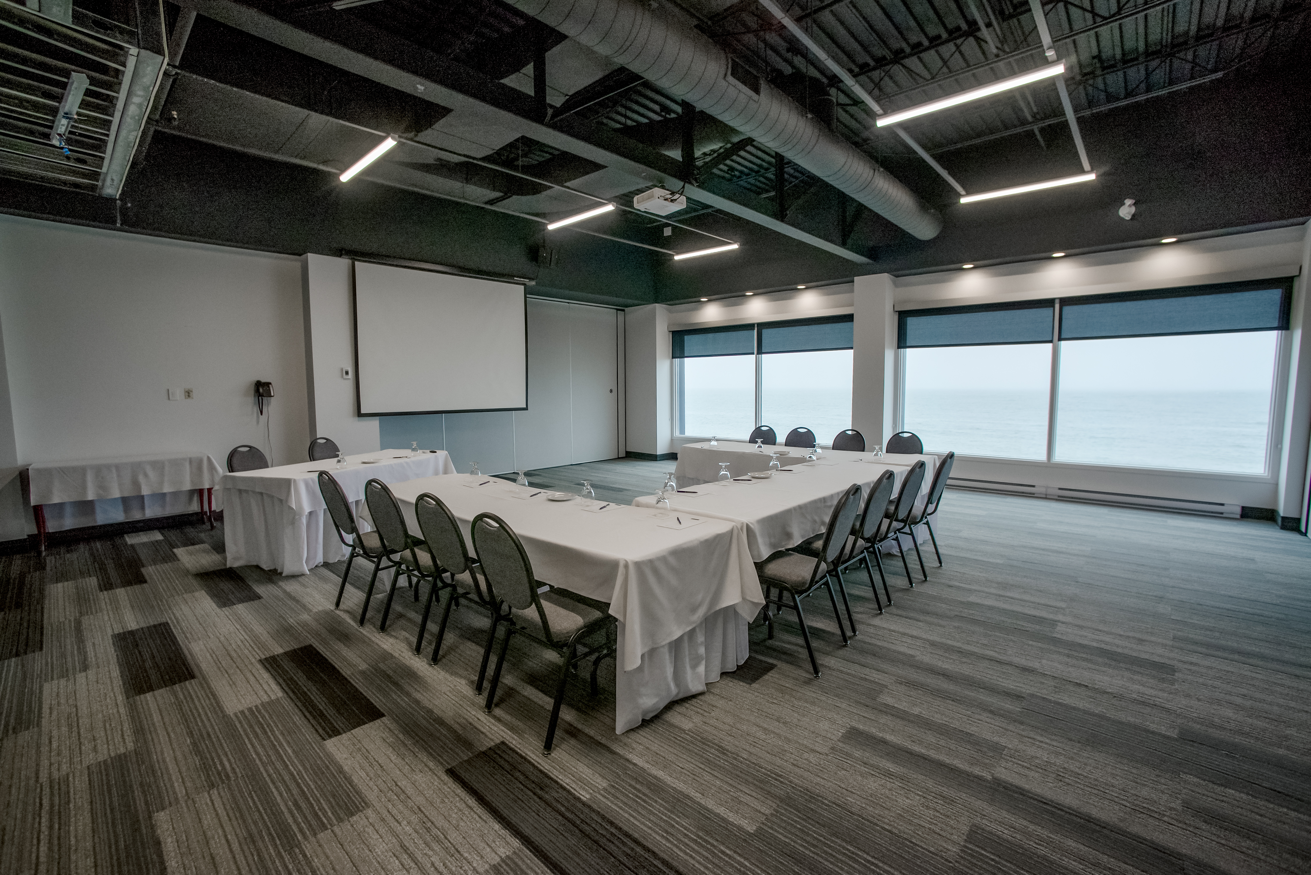 Estuaire Les salles Riôtel Pavillon sur